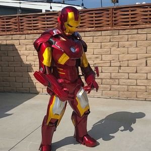 Meet your Posher, Rolando